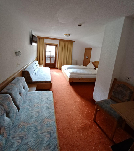 Bedroom 3, Hotel Restaurant Liesele Sonne, Imst