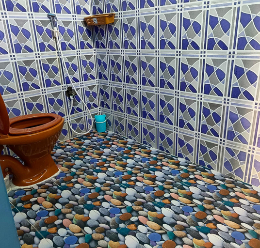 Bathroom 4, Blue Waves HomeStay, Viluppuram