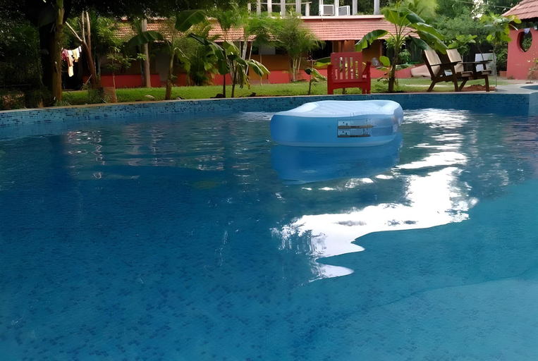 Sport & Beauty 2, Paradise Vana Vilasa Home Stay with Swimming pool, Viluppuram