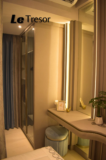 Bathroom 5, Le Tresor Benson Apartment at Supermal Pakuwon, Surabaya