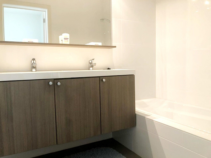 Bathroom 3, Duplex in Middelkerke Near Sea Wall & Center, West-Vlaanderen