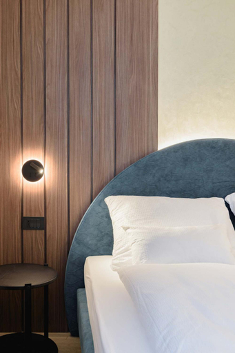 Bedroom 3, NAOMI Rooms, Bolzano
