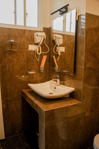 Bathroom 2, Ella Soul Resort, Hali-Ela