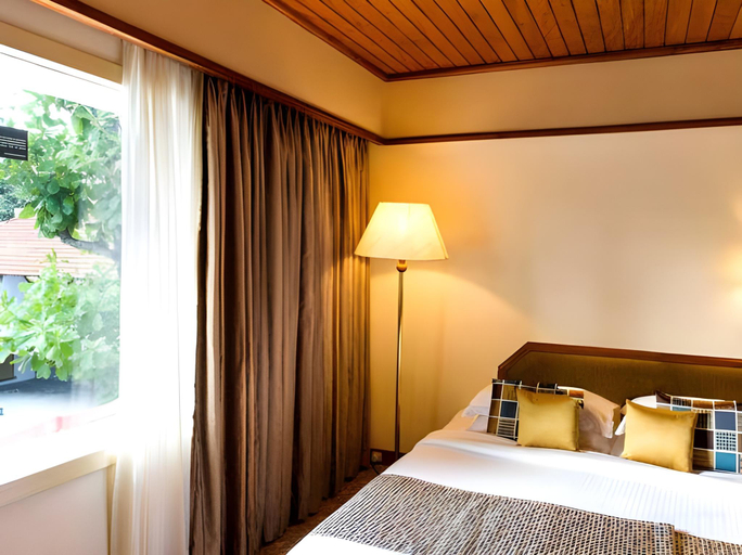 Bedroom 3, Casino Hotel, Ernakulam