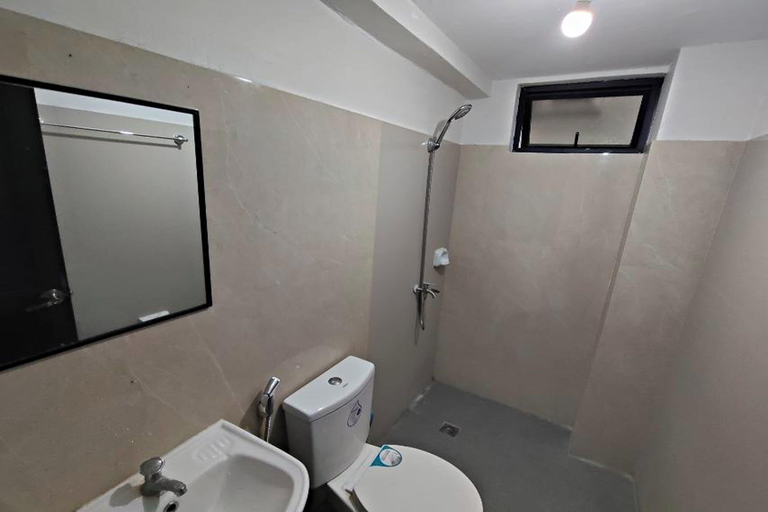 Bathroom 4, Benediktus Pilgerhaus Inn, Vigan City