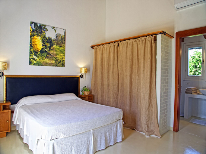 Room 3, Luna & Limoni Country, Cagliari