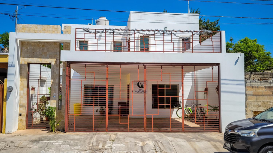 Others 5, Hotel Monserrat, Mérida