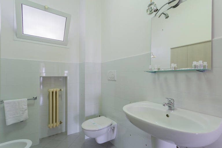 Bathroom 3, Casa Campione by Wonderful Italy, Bari