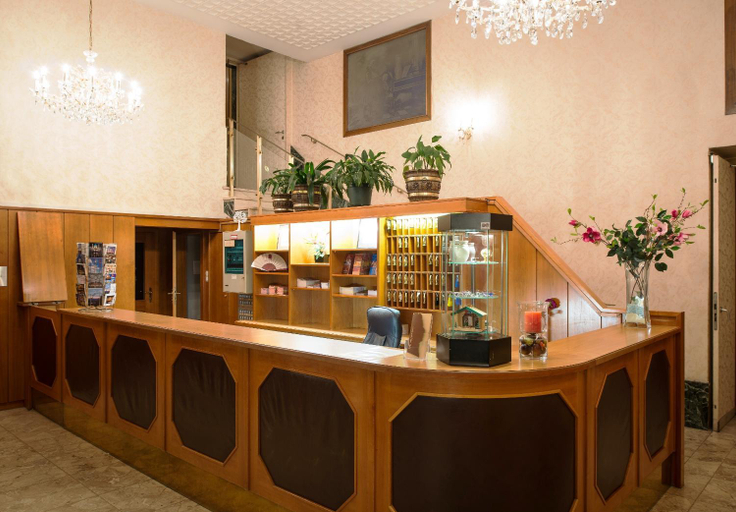 Public Area 2, Hotel Mozart, Wien