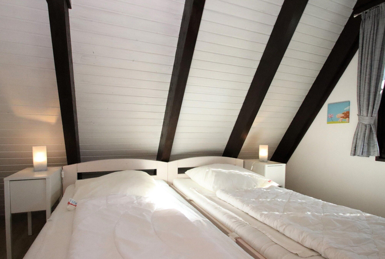 Room 2, Nurdachhaus in Burhave, Wesermarsch