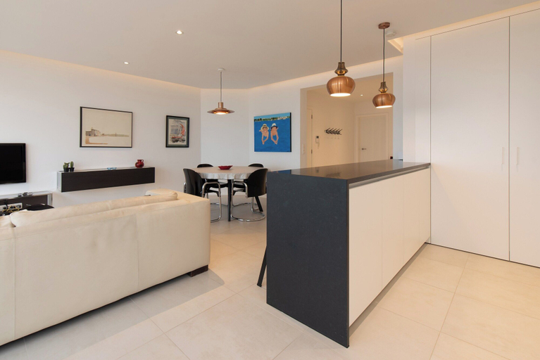 Private kitchen 2, Apartment on Zeedijk With Sea View, West-Vlaanderen
