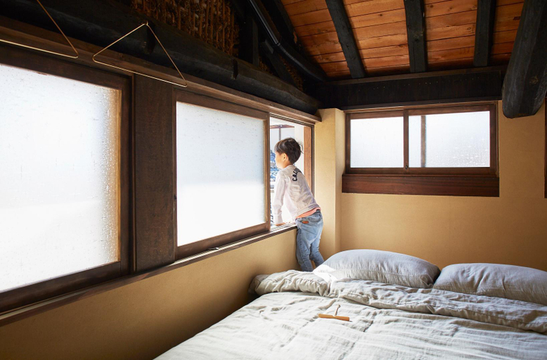 Bedroom 4, Hostel & Tatami Bar Uchikobare, Uchiko