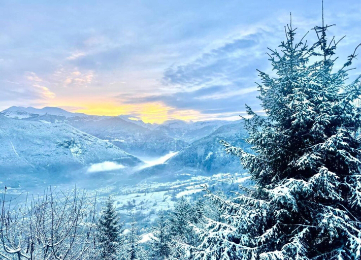 View from property 2, Apartment in Doucy Near Ski Slopes, Savoie