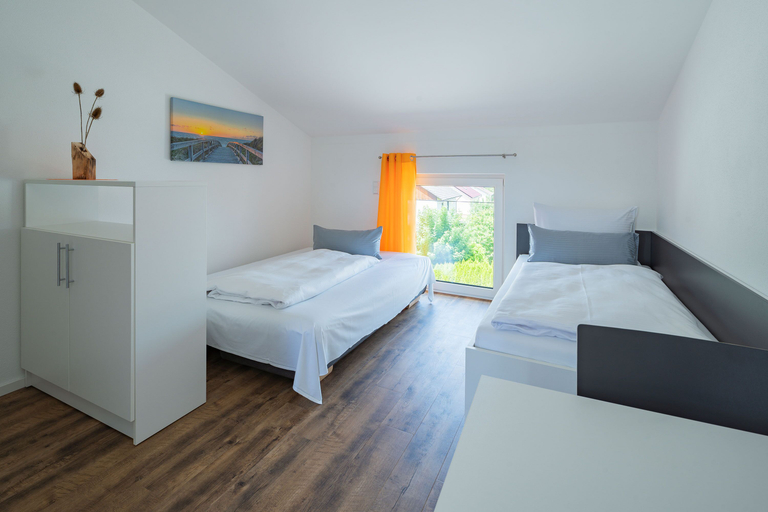 Bedroom 3, Boardinghouse Kastanienring, Pfaffenhofen an der Ilm