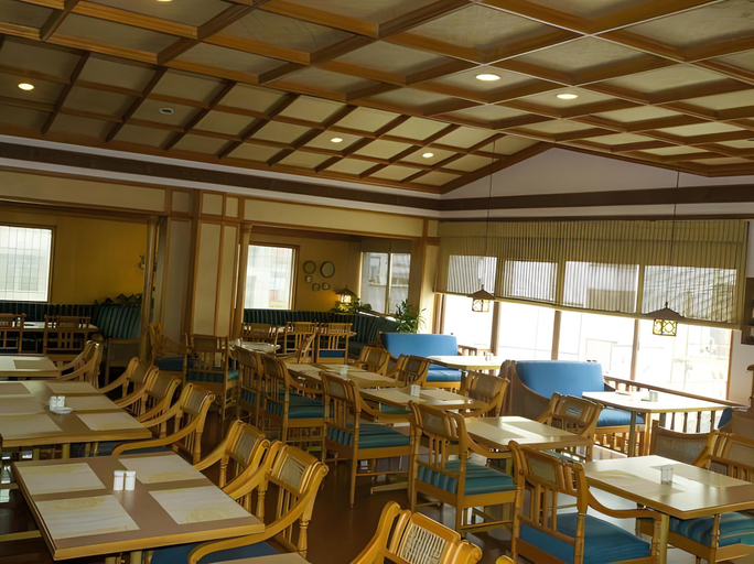 Food & Drinks 5, Hotel Abad Plaza, Ernakulam