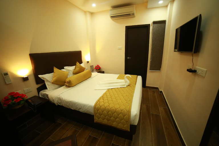 Bedroom 2, SAPPHIRE INN, Puducherry