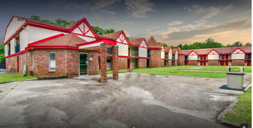 Exterior & Views 5, Budgetel Glenwood, DeKalb