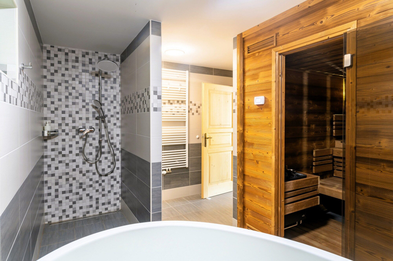 Bathroom 4, Villa in Rudnik With Pool & Sauna Retreat, Trutnov