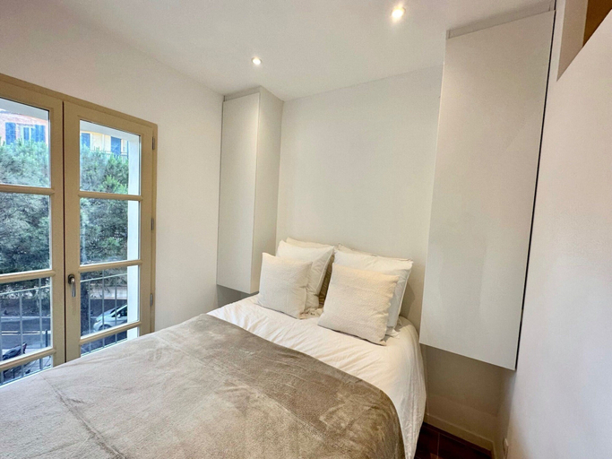 Room 2, Modern Apartment - 1bd/4p - Center of St Tropez, Var