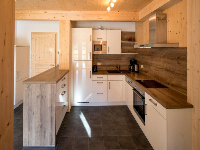 Others 4, Appealing chalet with sauna, Murau
