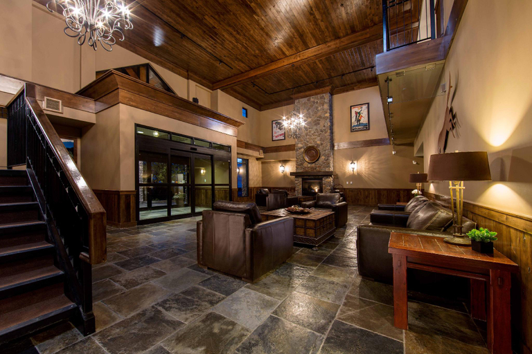 Others 5, GLACIER MOUNTAINEER LODGE, Columbia-Shuswap