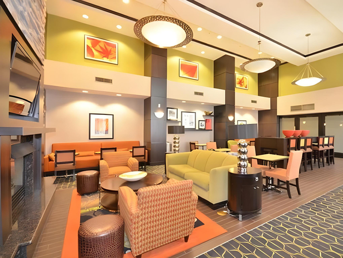 Public Area 2, Hampton Inn & Suites Tulsa/Catoosa, Rogers