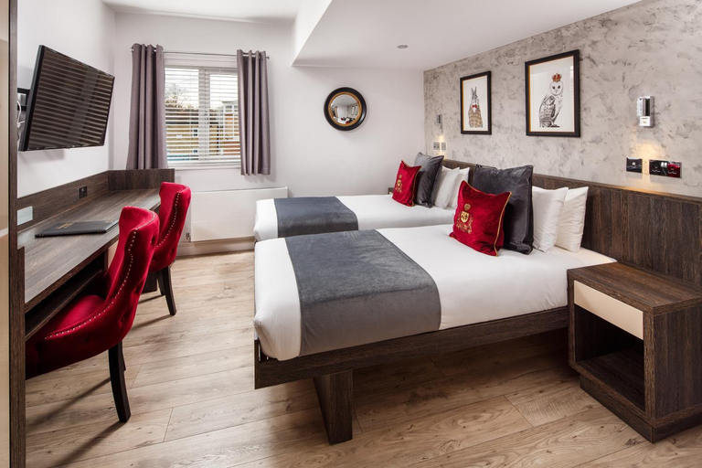 Bedroom 2, Signature Suites, Peterborough