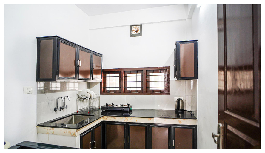 Others 4, Noel Apartments, Ernakulam
