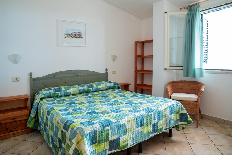 Others 2, Residence Chiesiola, Foggia