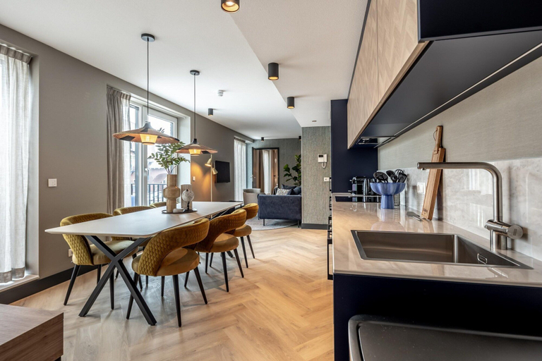 Dining 4, Stylish Delft Apartment, Delft