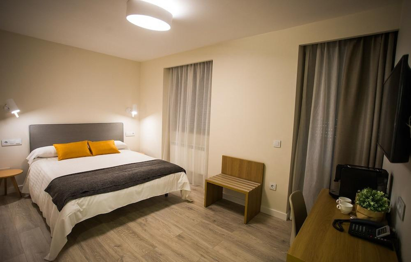 Bedroom 2, Villa Lucerna Sports & Hotel Resort, Zamora