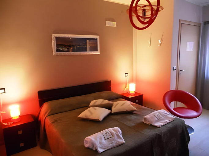 Bedroom 2, B&B Tra Monti e Mare, Salerno