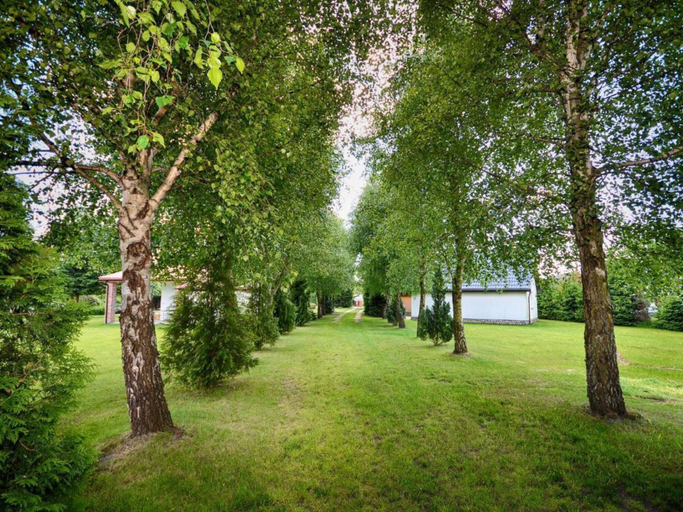 Garden 2, Comfortable Holiday Homes, Covered Pool, Sławno