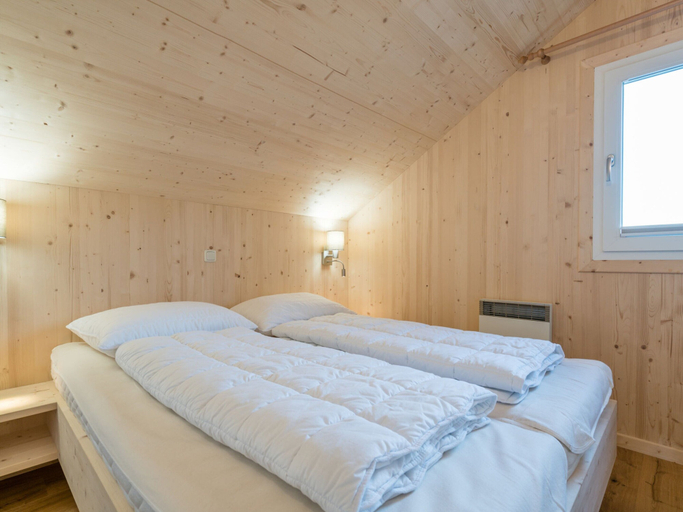 Others 5, Attractive chalet with whirlpool, Murau