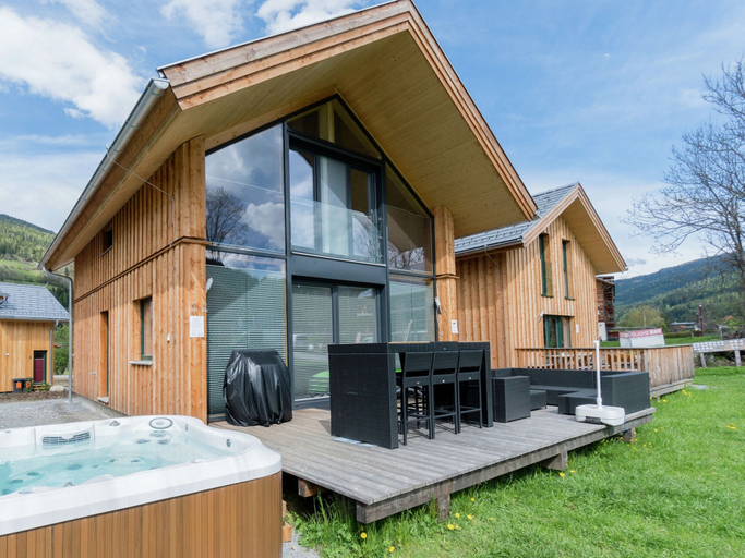 Sport & Beauty 1, Attractive chalet with hot tub, Murau