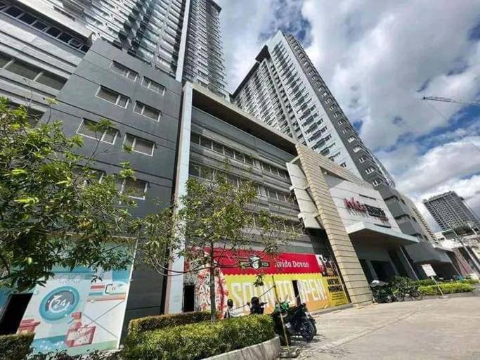 Others 3, Avida tower by Mariza, Davao City