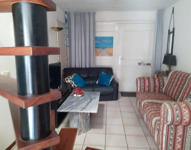 Living room 3, Holiday Home Near Centre of Petten, Zijpe