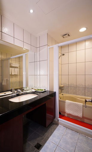 Bathroom 3, Herkang Hotel, Taichung