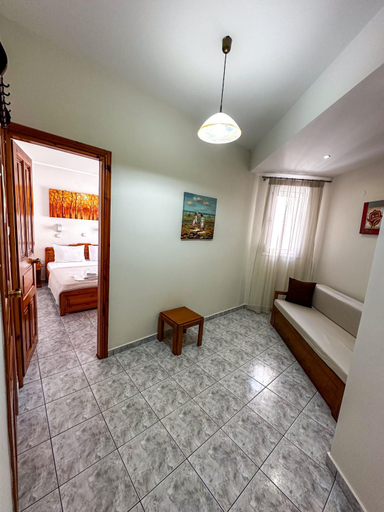 Others 5, Studios Melida, East Macedonia and Thrace