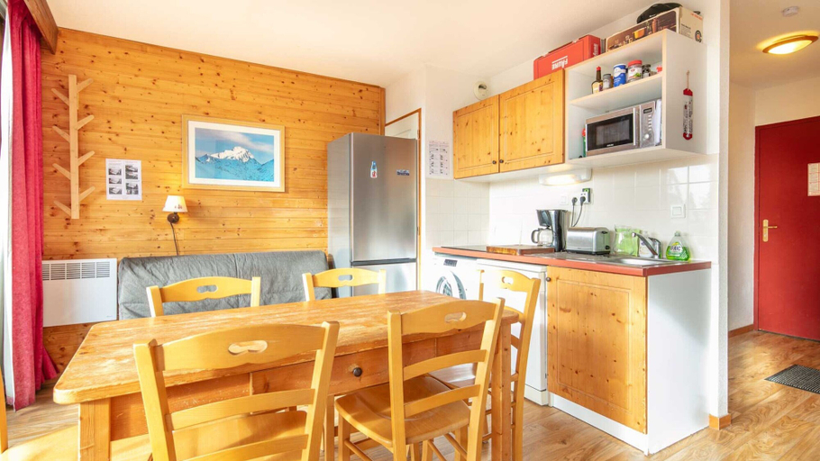Living room 5, Mountain Escape for 4 Guests, Isère