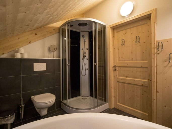 Bathroom 4, Spacious Chalet With Infrared Sauna, Murau