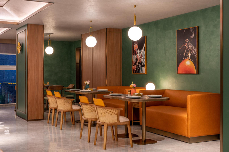 Food & Drinks 4, Orange Hotel Qingdao Wusi Square 3rd Yan'an Road, Qingdao
