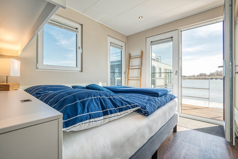 Room 5, Hausboot am Saaler Bodden, Ribnitz-damgarten, Vorpommern-Rügen