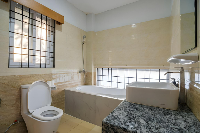 Bathroom 3, Agga Hotel, Yangon