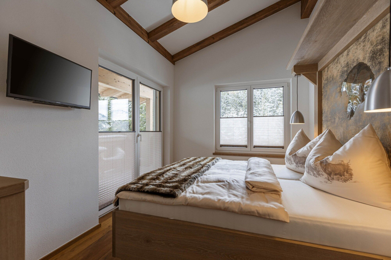 Room 4, Penthouse Near Mittersill, Zell am See