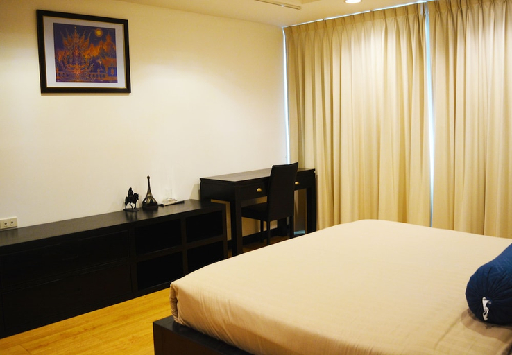 Bedroom 3, Serena Sathorn Suites, Sathorn