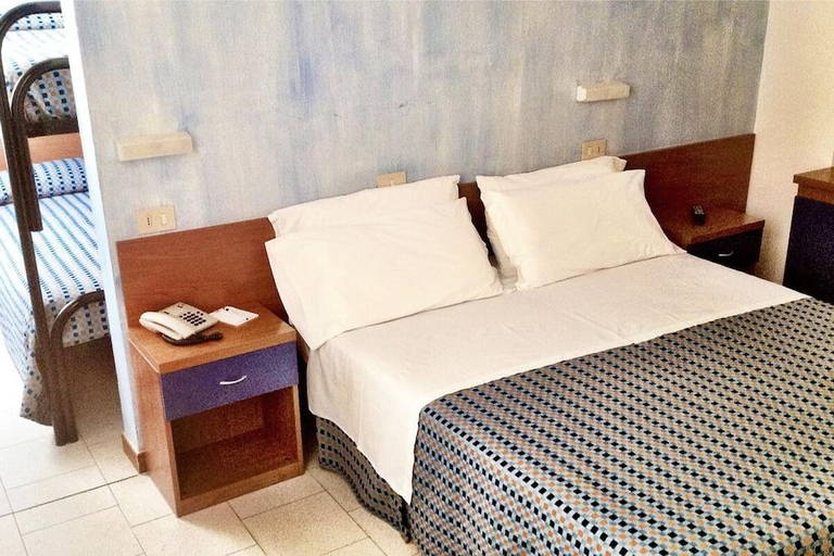 Bedroom 3, Hotel Numi & Medusa, Forli' - Cesena