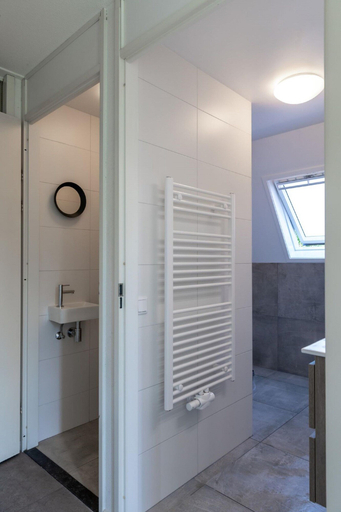 Bathroom 3, Holiday Home in Plasmolen Near Nature Reserves, Mook en Middelaar