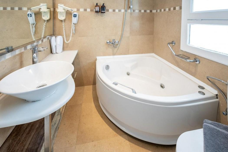 Bathroom 5, Smy Santorini Suites & Villas, South Aegean