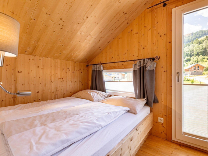 Bedroom 4, Lavish Chalet With Whirlpool, Murau